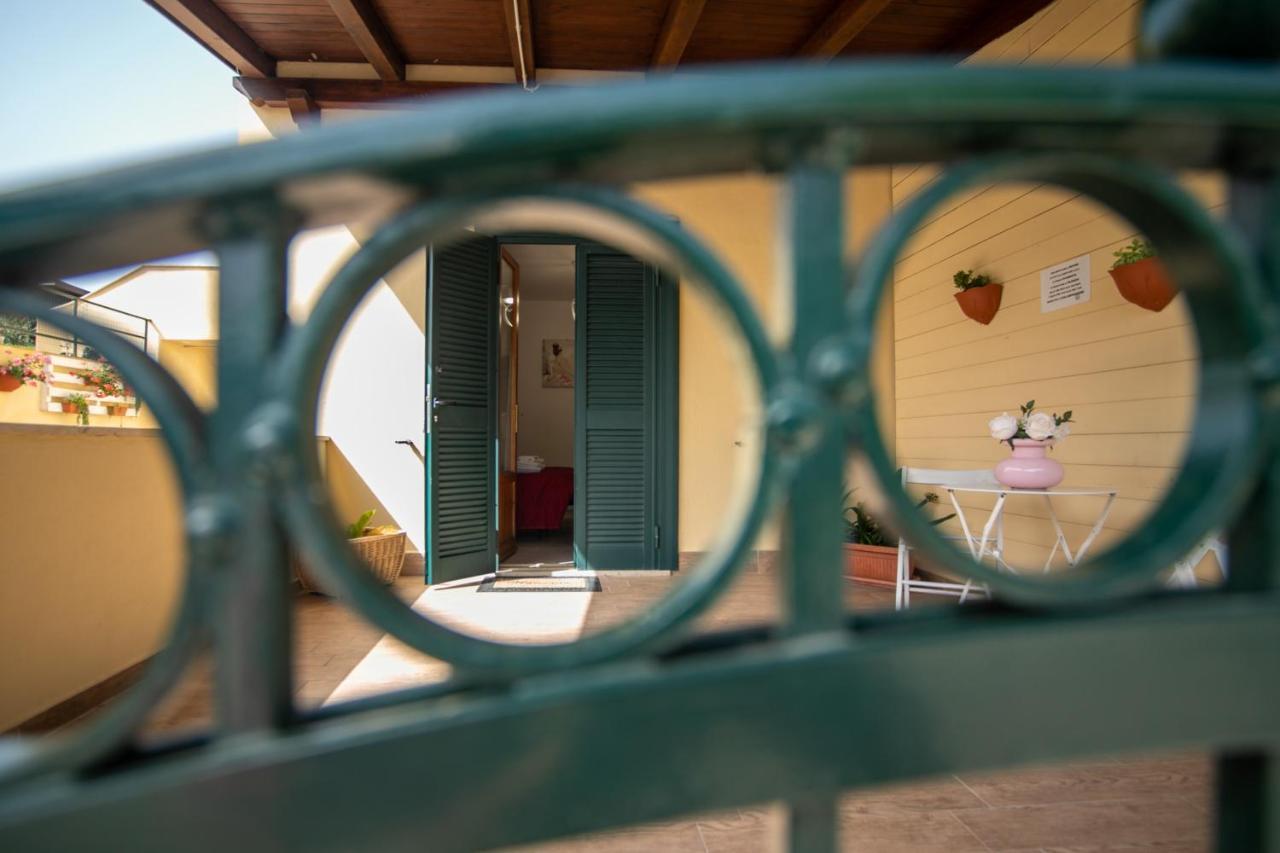 Royal Rooms Terracina Exterior photo